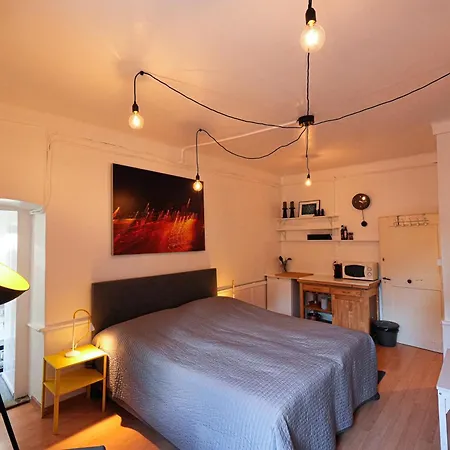 La Belle Etoile Bed & Breakfast