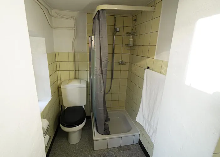 Alojamento de Acomodação e Pequeno-almoço La Belle Etoile 3*